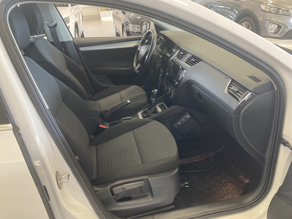 Skoda Octavia Combi RXT810
