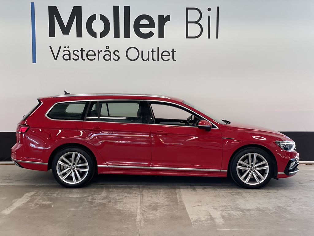 Volkswagen Passat RYG44C