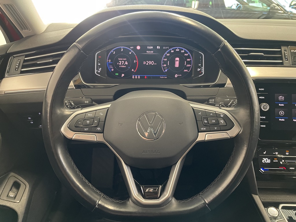 Volkswagen Passat RYG44C