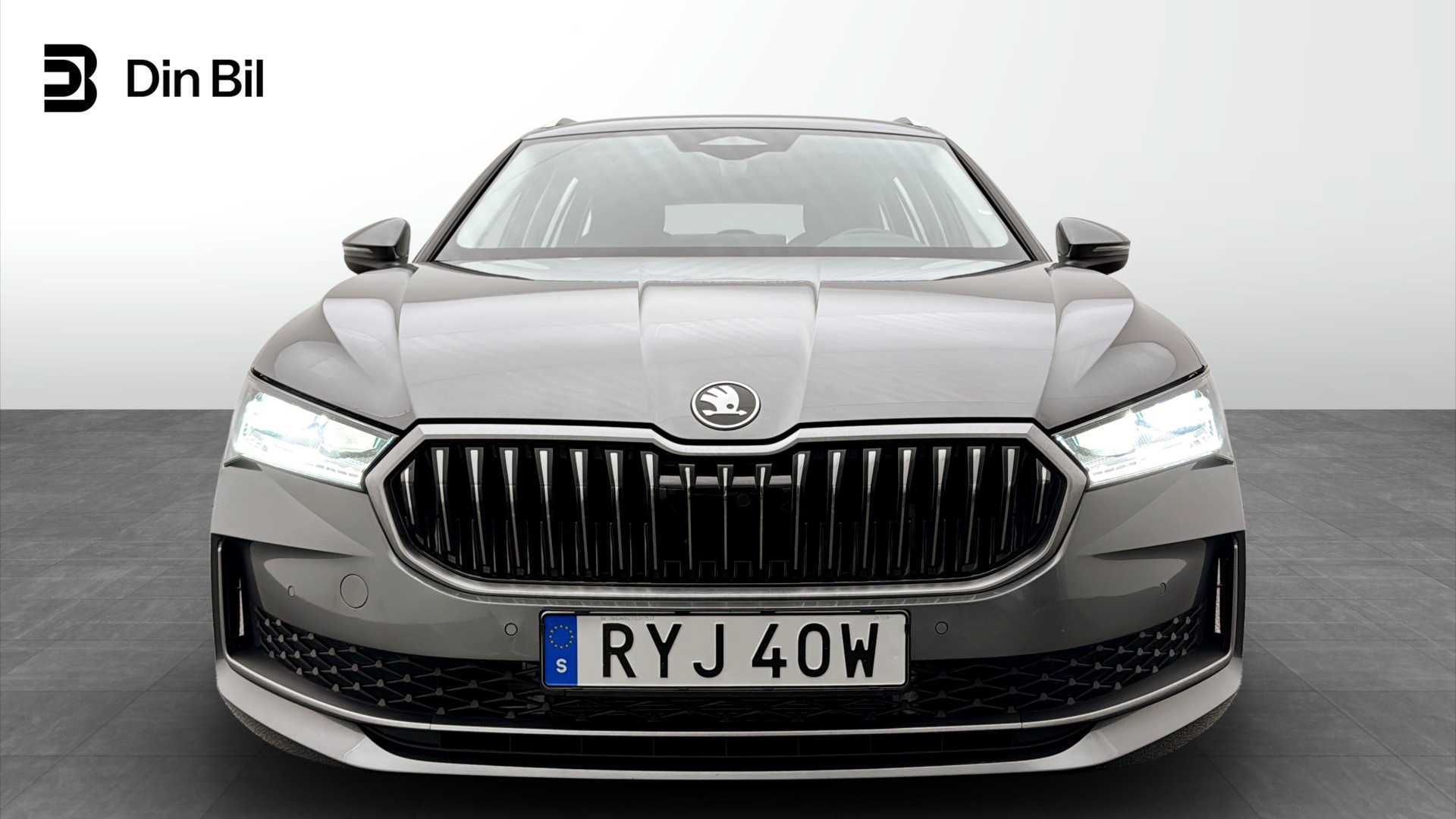 Skoda Superb Combi RYJ40W