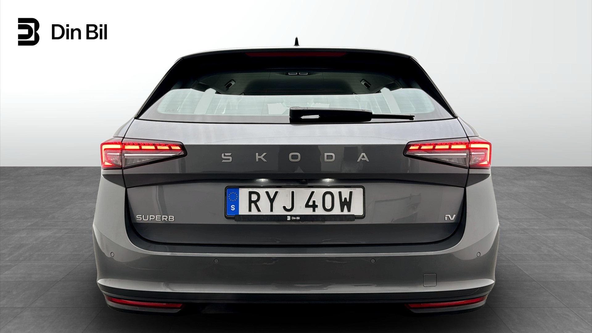 Skoda Superb Combi RYJ40W