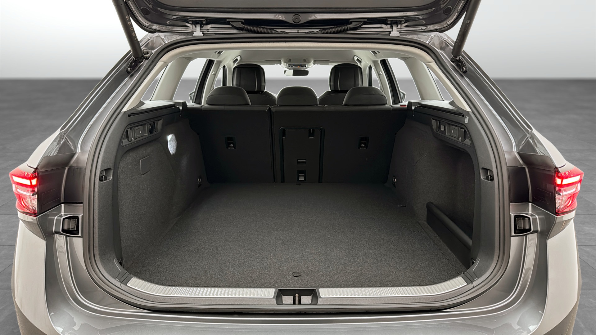 Skoda Superb Combi RYJ40W