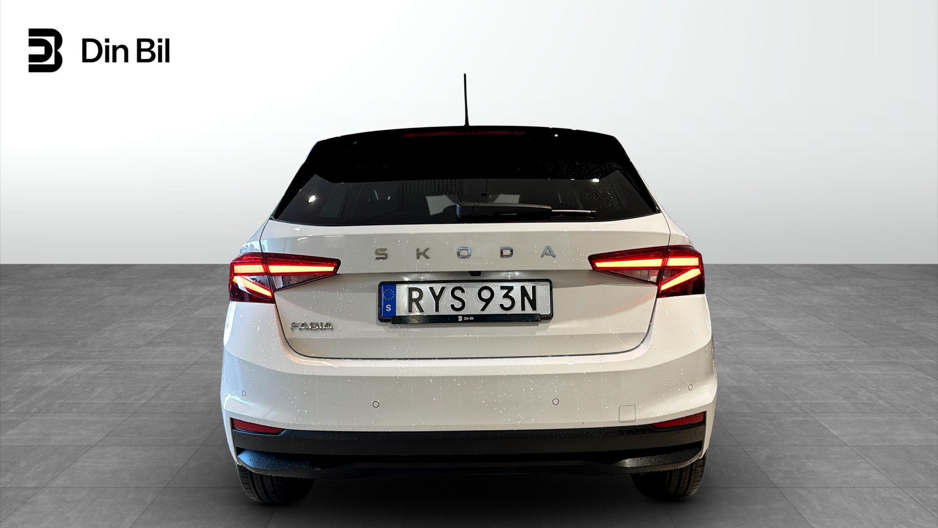 Skoda Fabia RYS93N