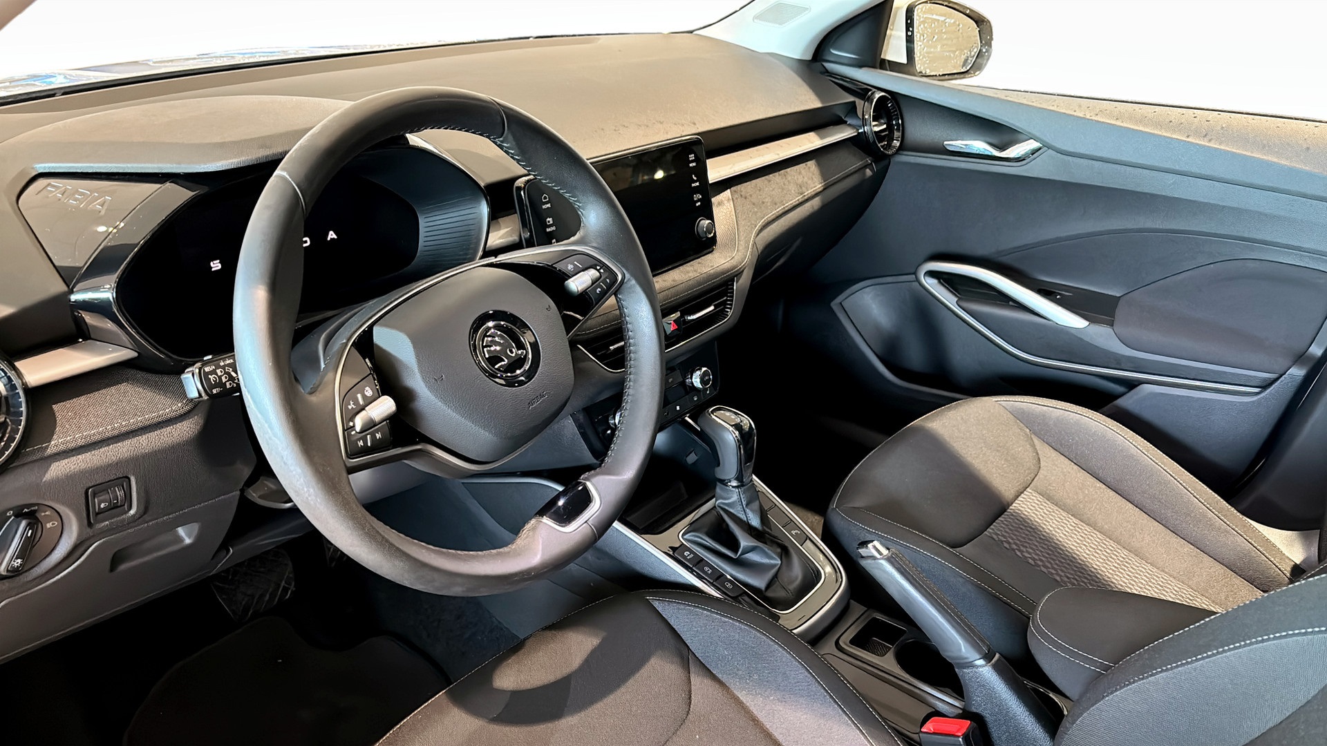 Skoda Fabia RYS93N