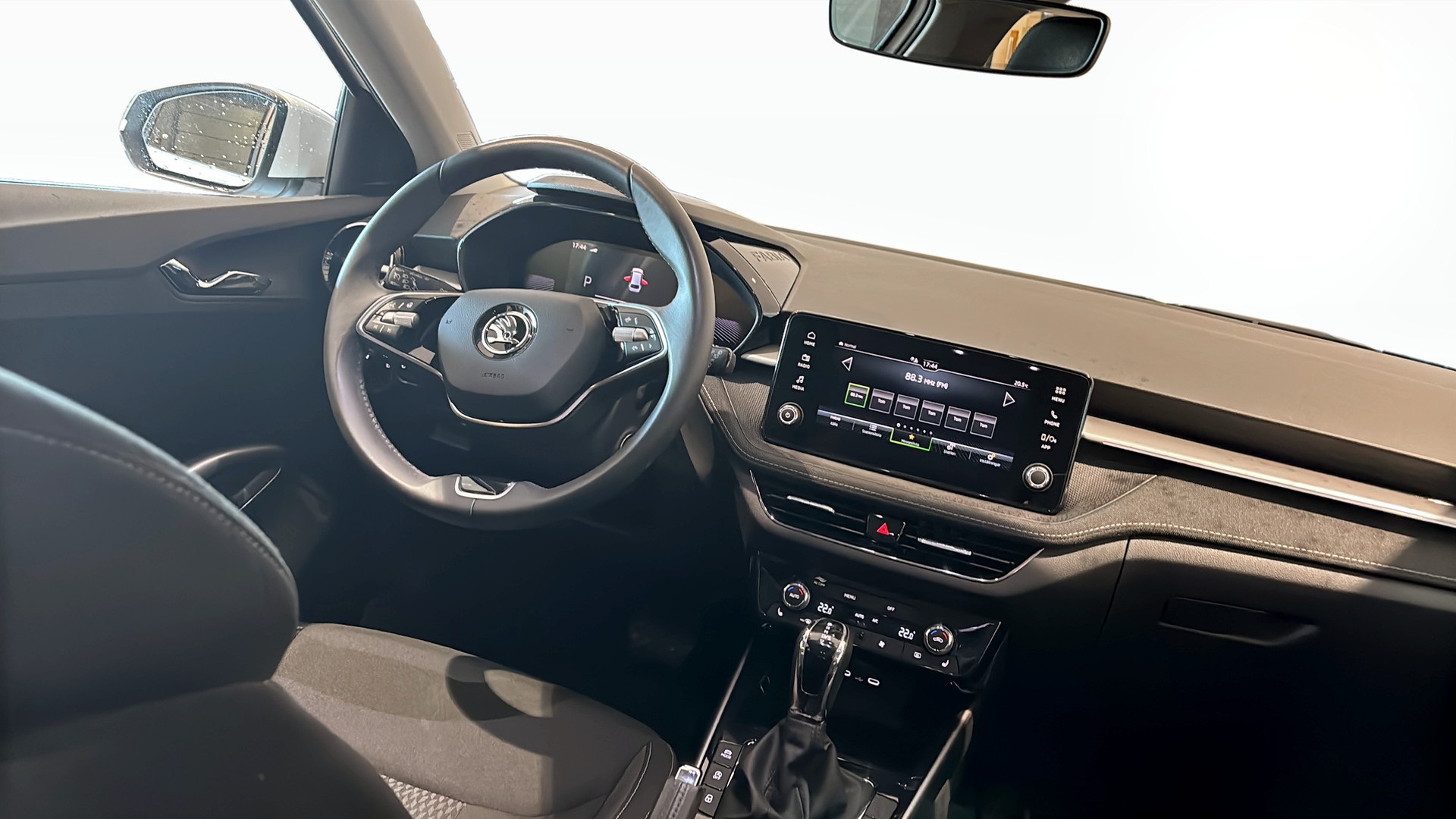 Skoda Fabia RYS93N