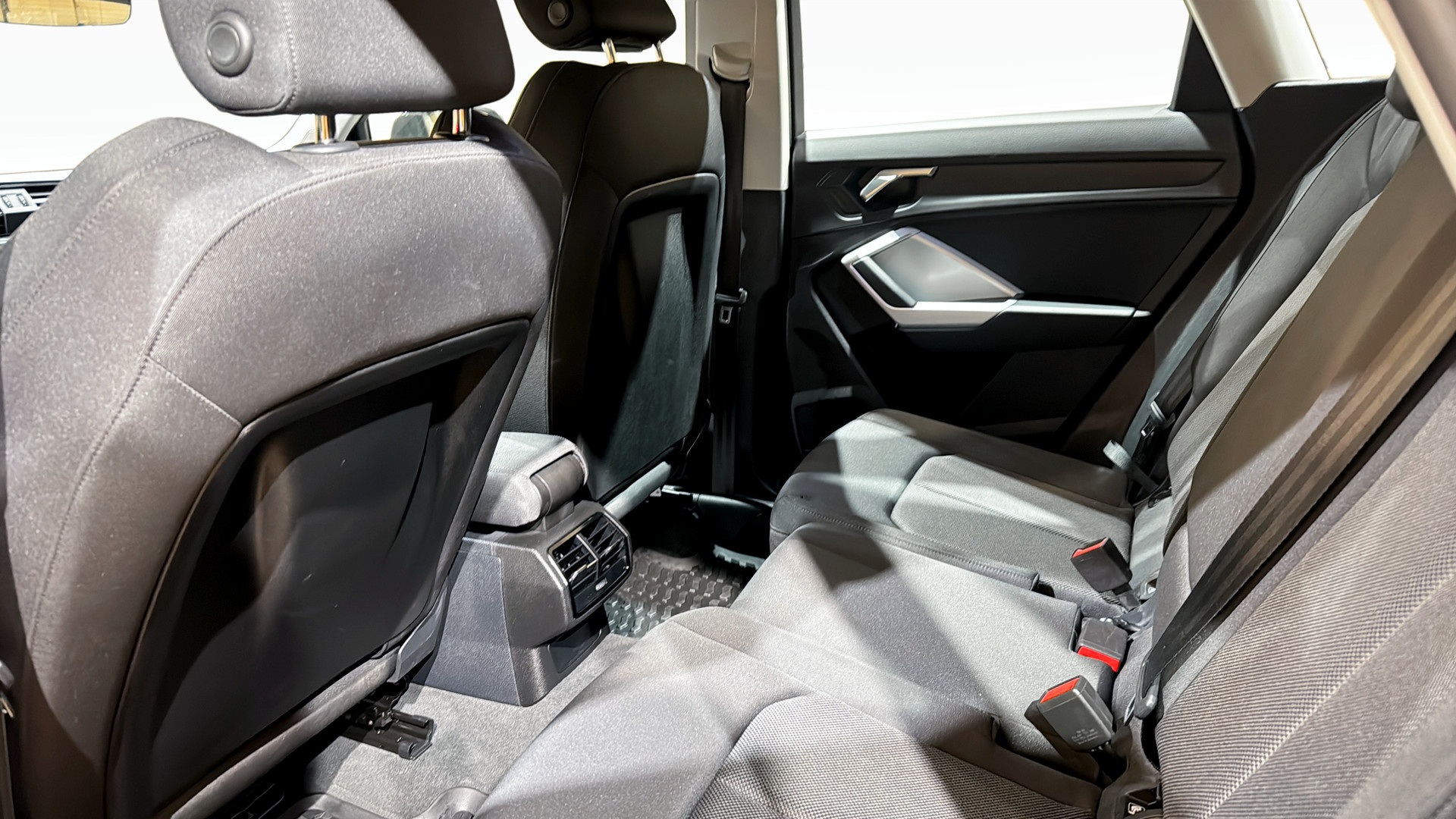 Audi Q3 RZA57A