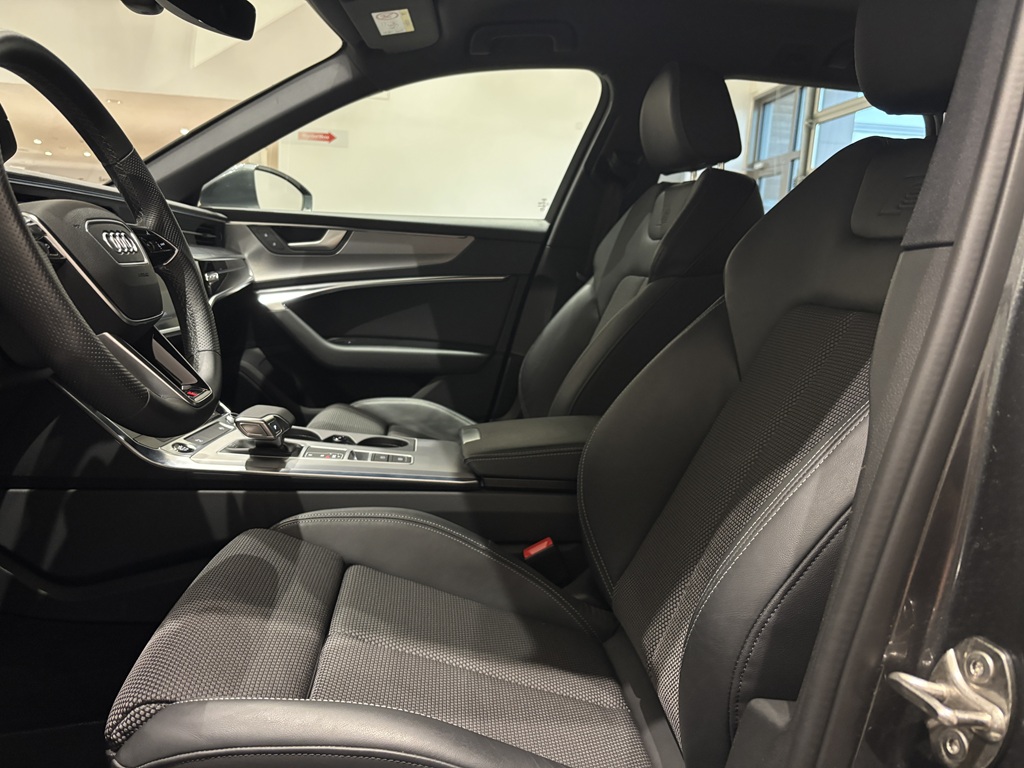 Audi A6 Avant RZK57B