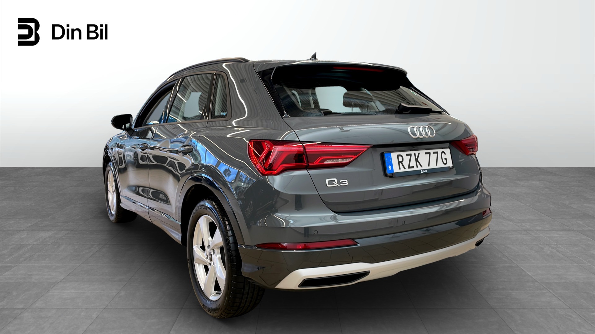 Audi Q3 RZK77G