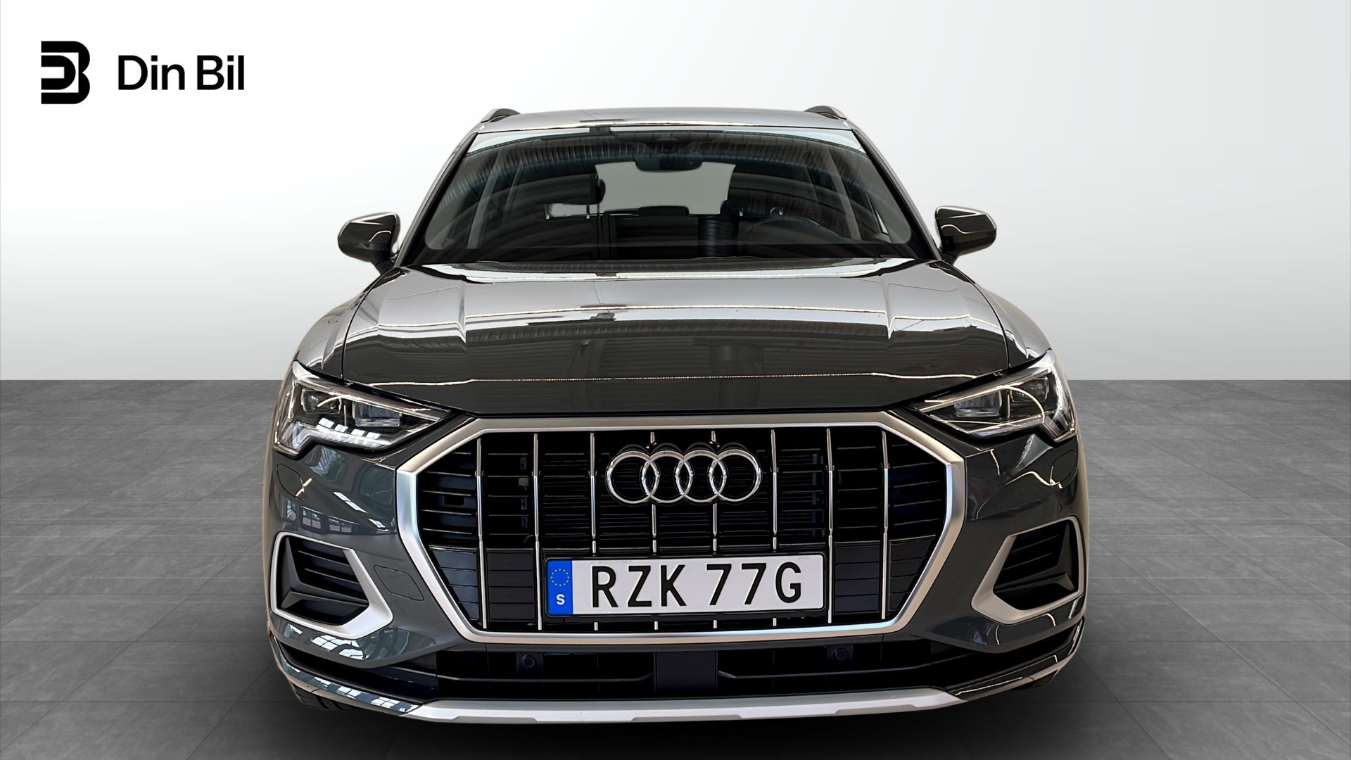 Audi Q3 RZK77G