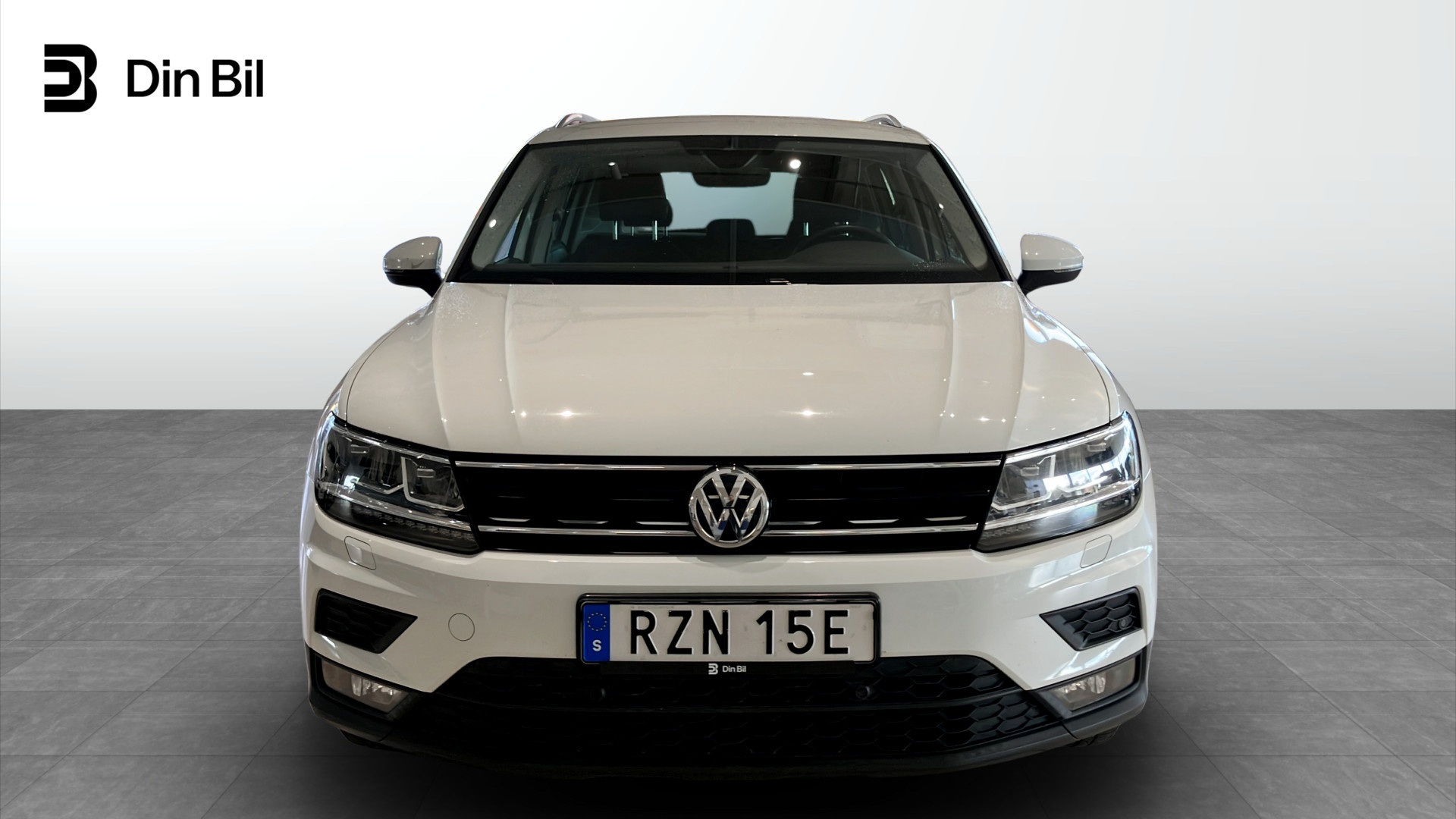 Volkswagen Tiguan RZN15E