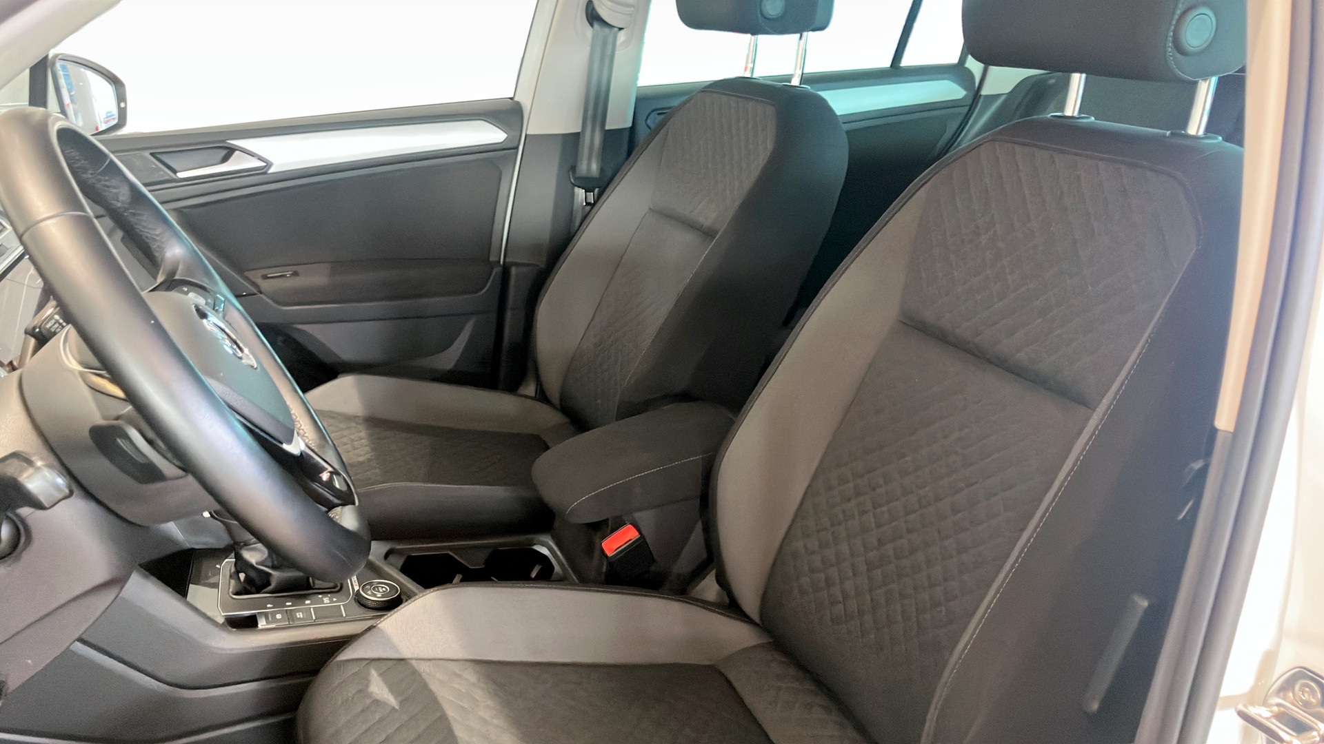 Volkswagen Tiguan RZN15E
