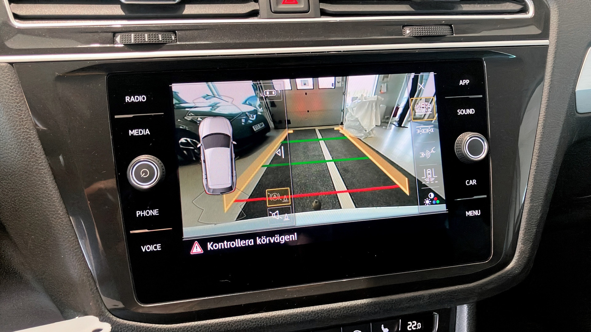 Volkswagen Tiguan RZN15E