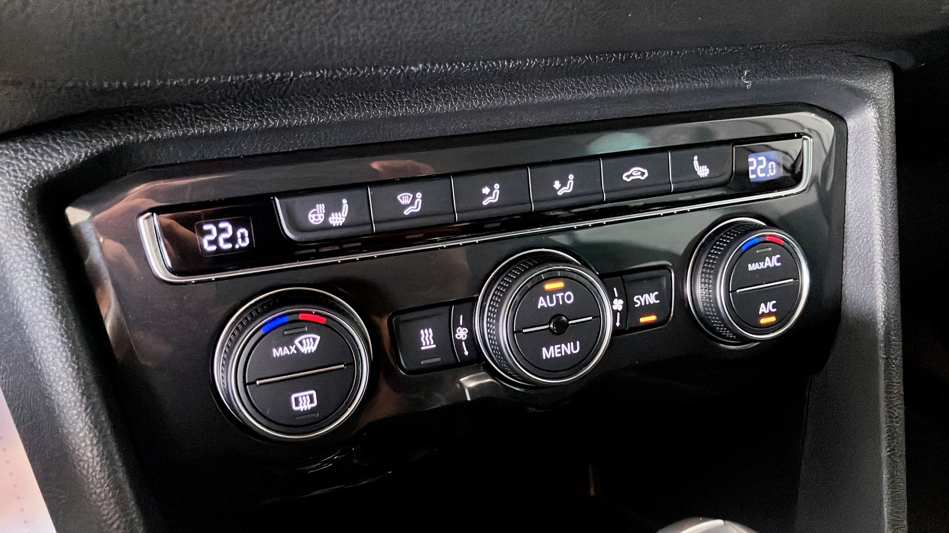Volkswagen Tiguan RZN15E
