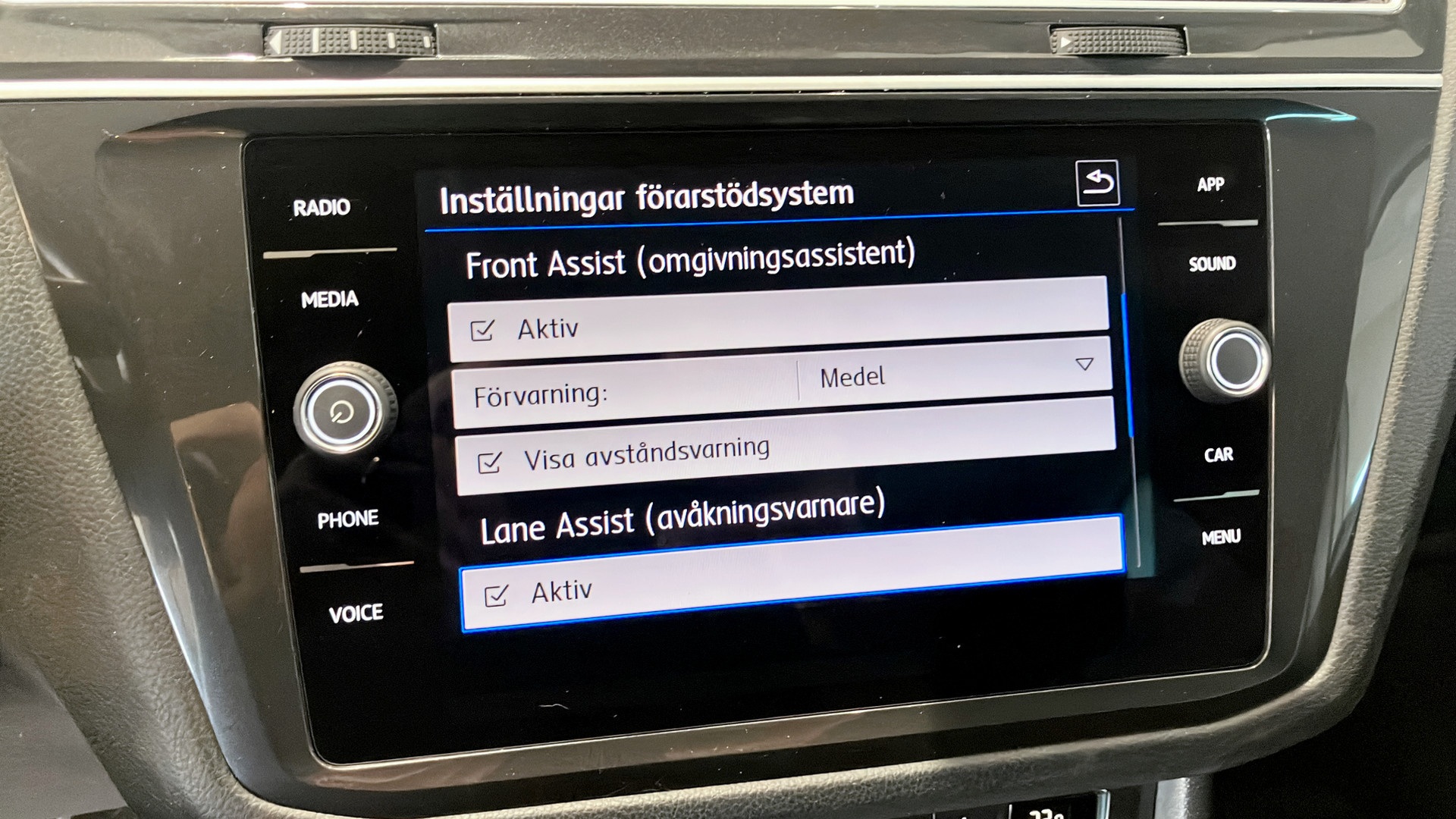 Volkswagen Tiguan RZN15E