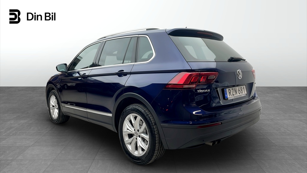 Volkswagen Tiguan RZN681