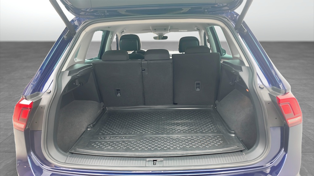 Volkswagen Tiguan RZN681