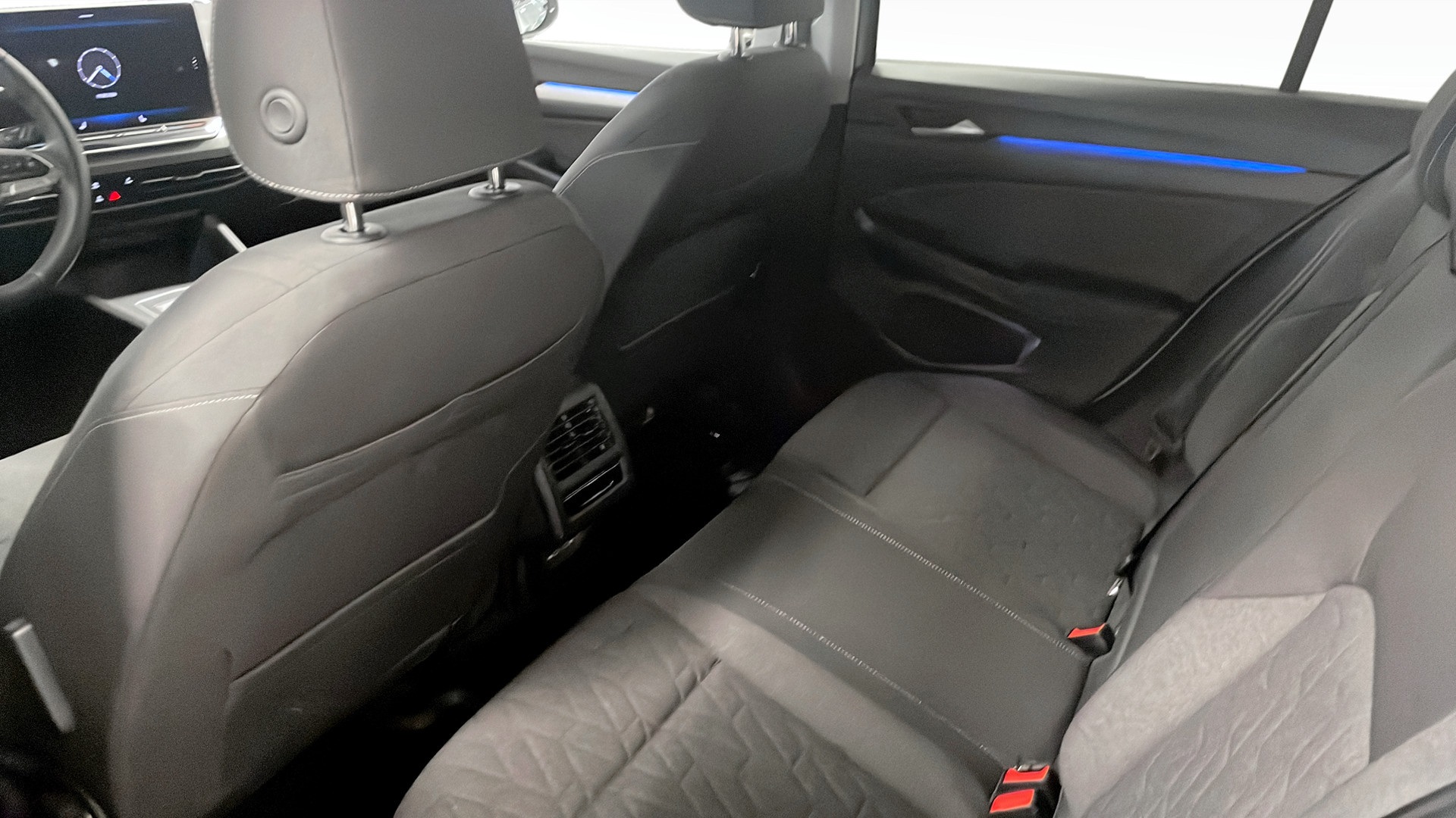 Volkswagen Golf SAG87F