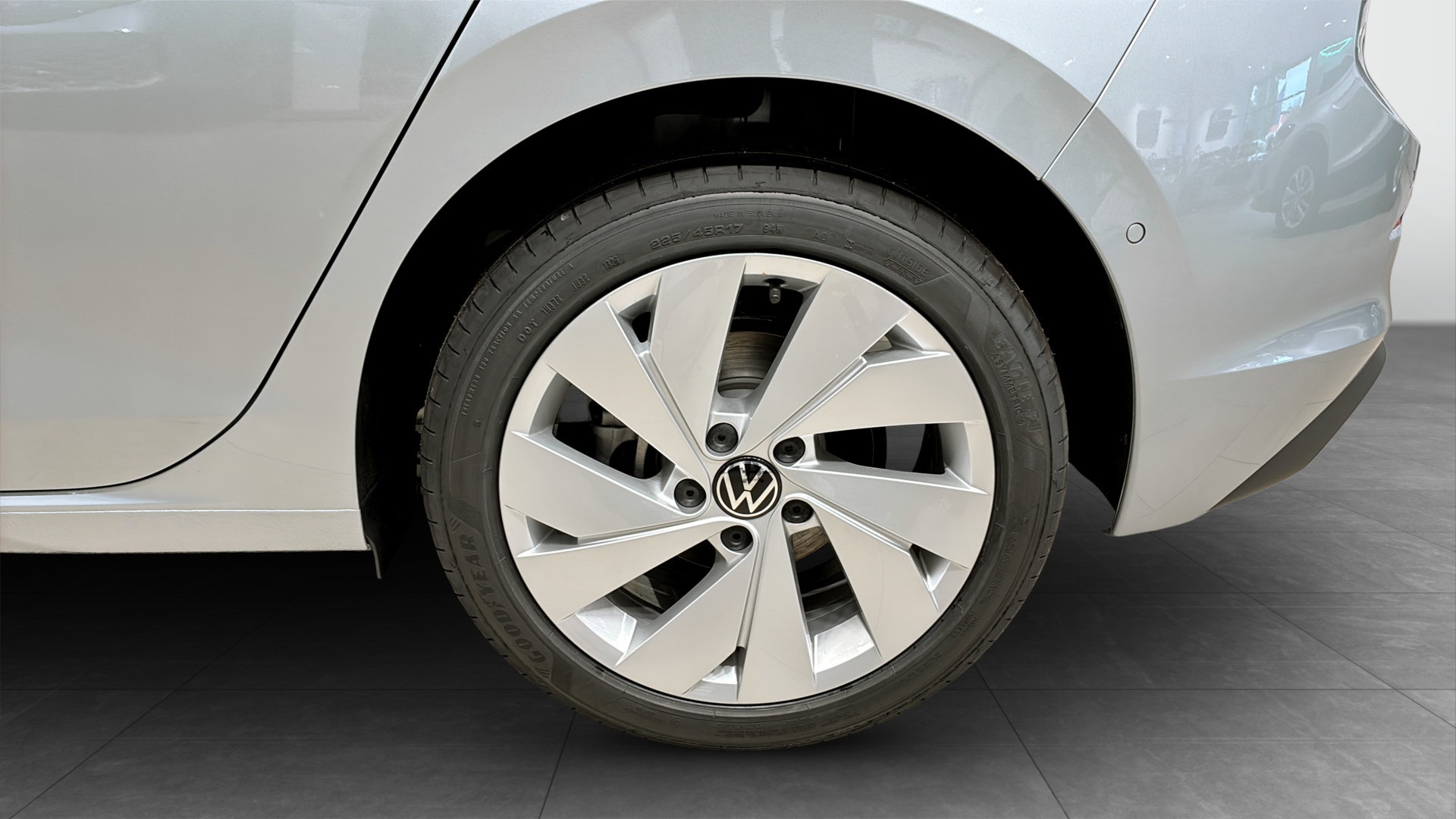 Volkswagen Golf SBJ19H