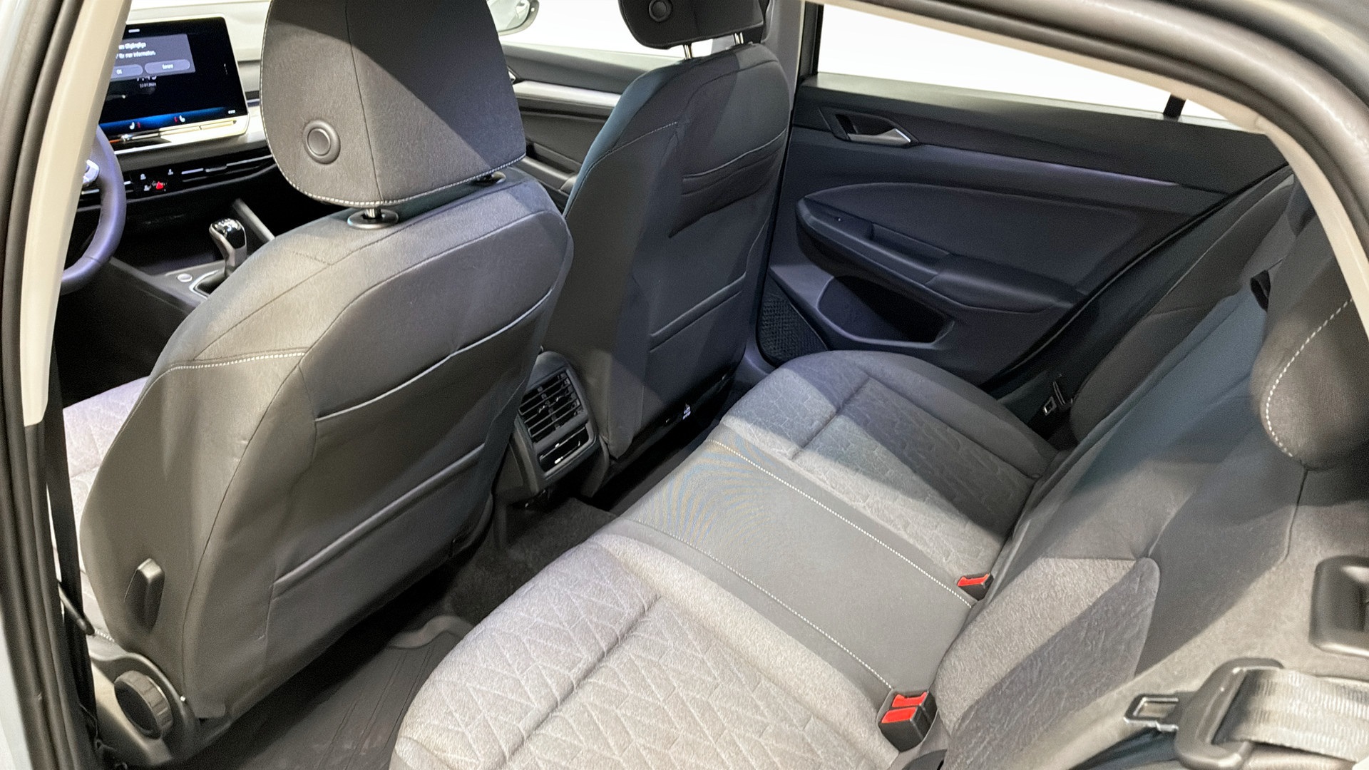 Volkswagen Golf SBJ19H