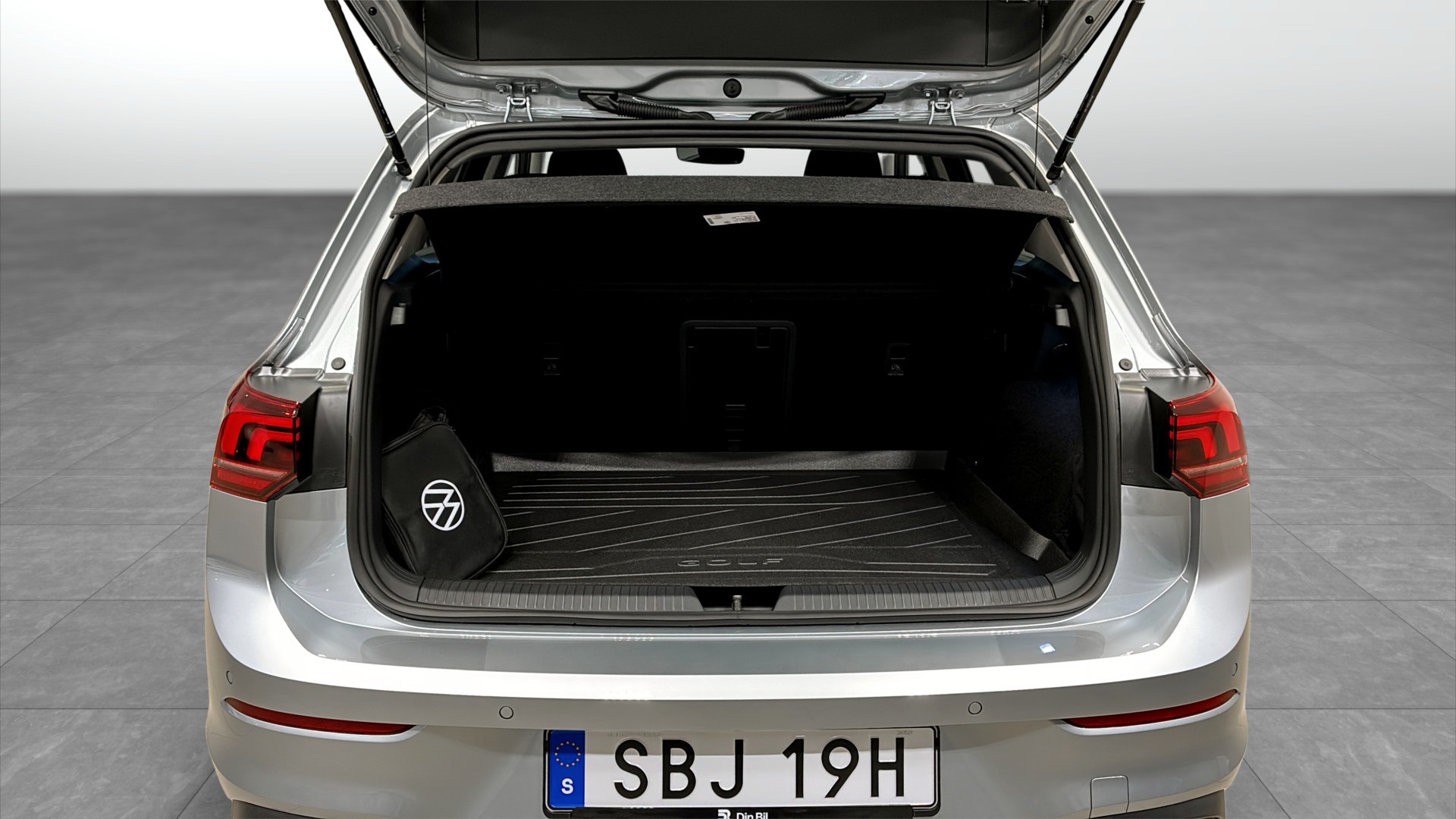 Volkswagen Golf SBJ19H