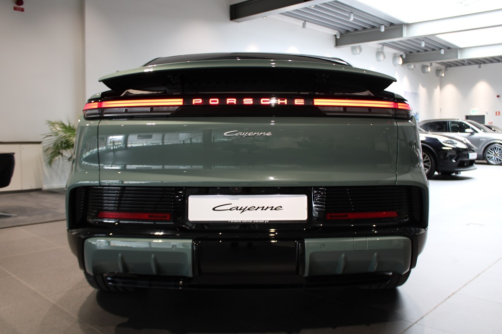 Porsche Cayenne SBK06Y