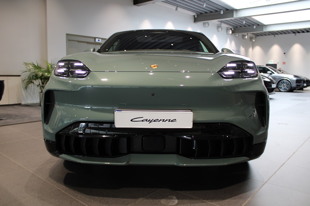 Porsche Cayenne SBK06Y