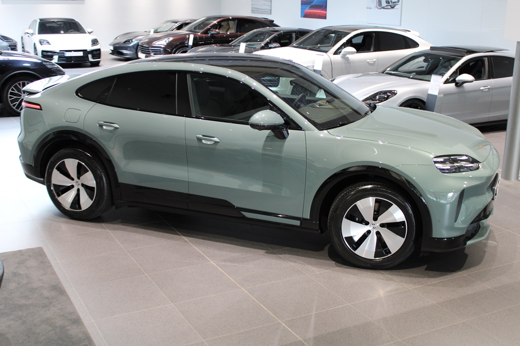 Porsche Cayenne SBK06Y