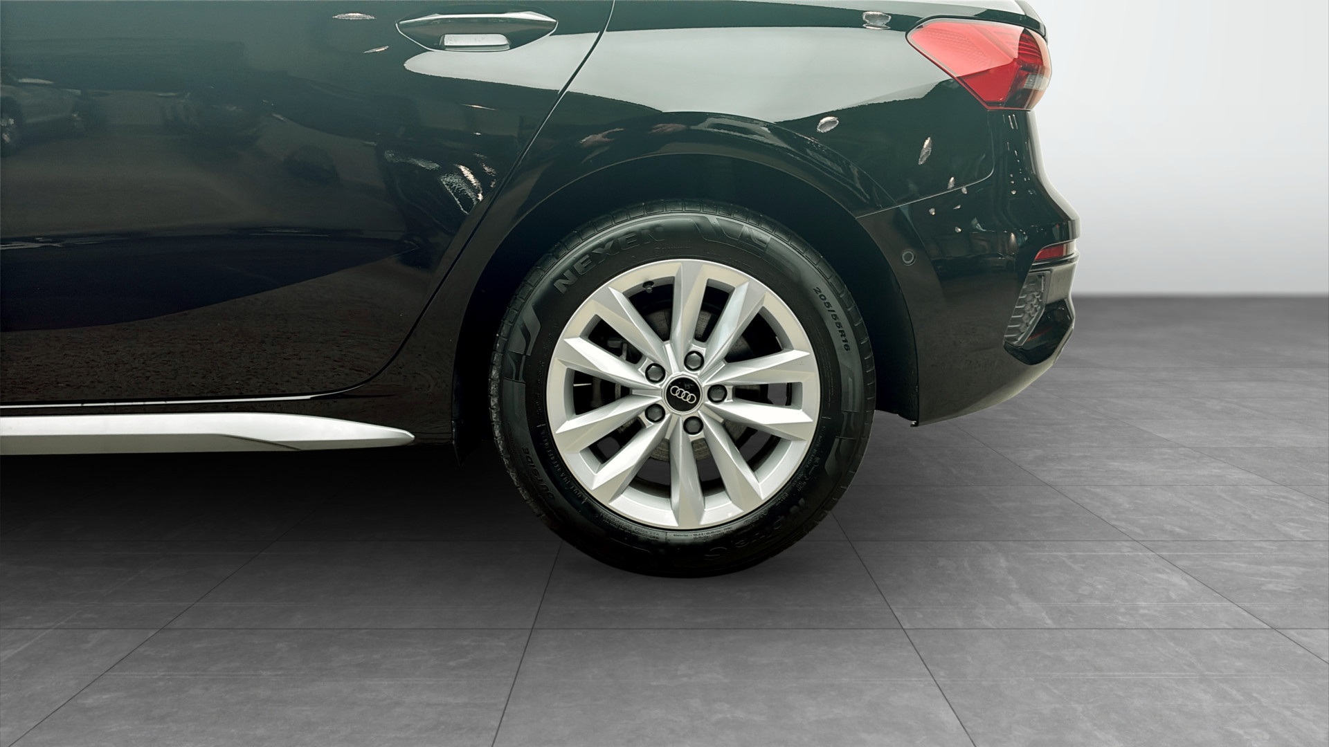 Audi A3 SBK40Y
