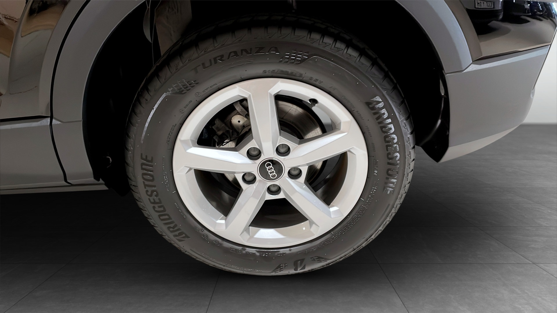 Audi Q2 SBL03C