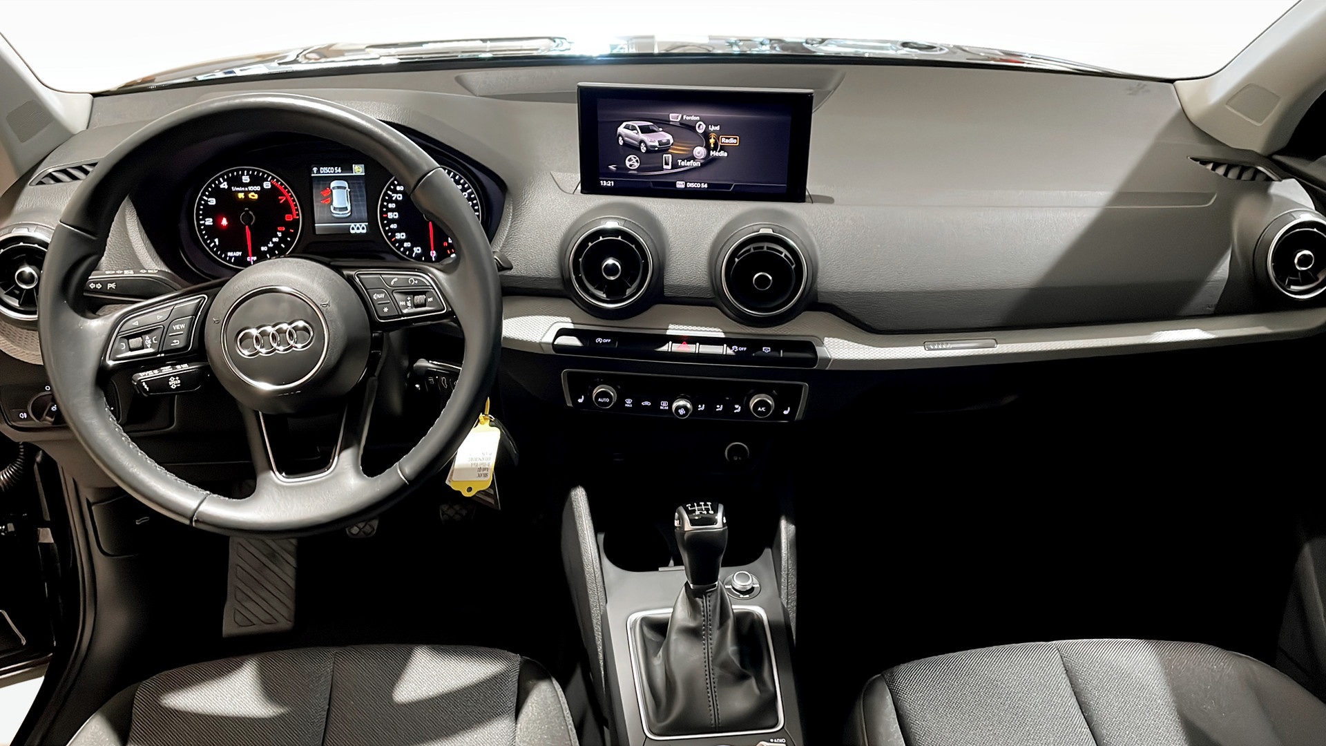 Audi Q2 SBL03C