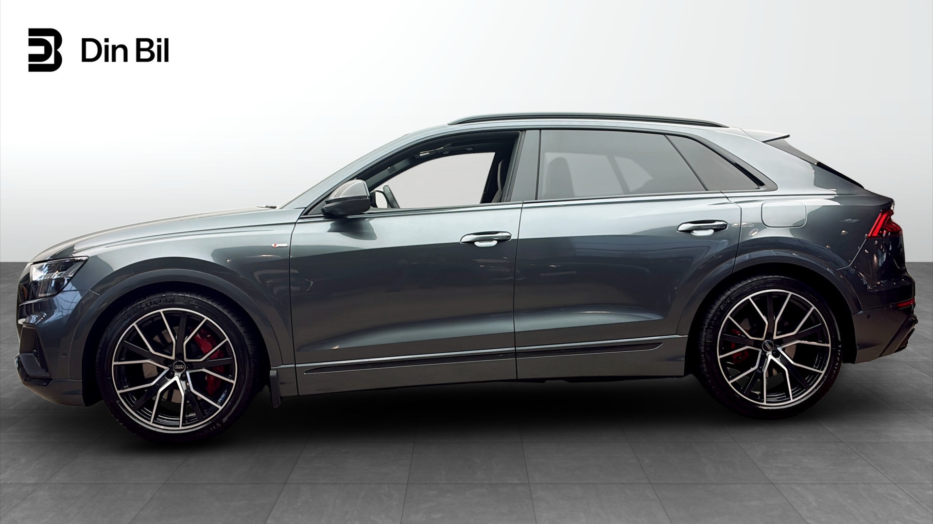 Audi Q8 SCK94N