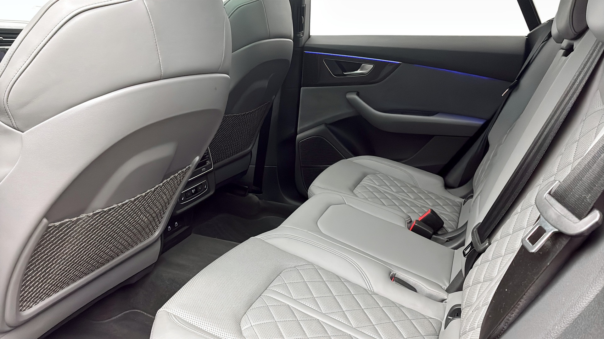 Audi Q8 SCK94N