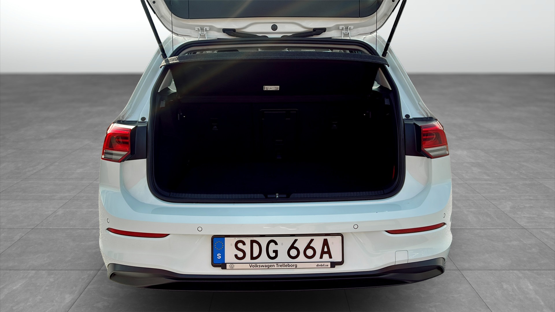 Volkswagen Golf SDG66A