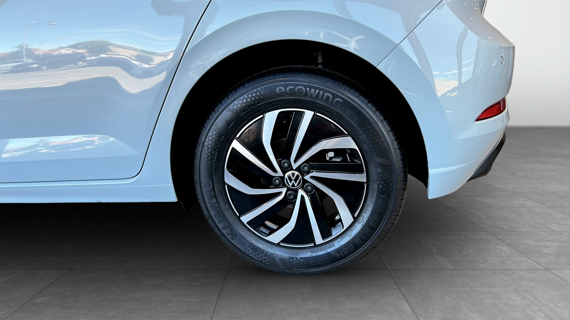 Volkswagen Polo SDJ18S