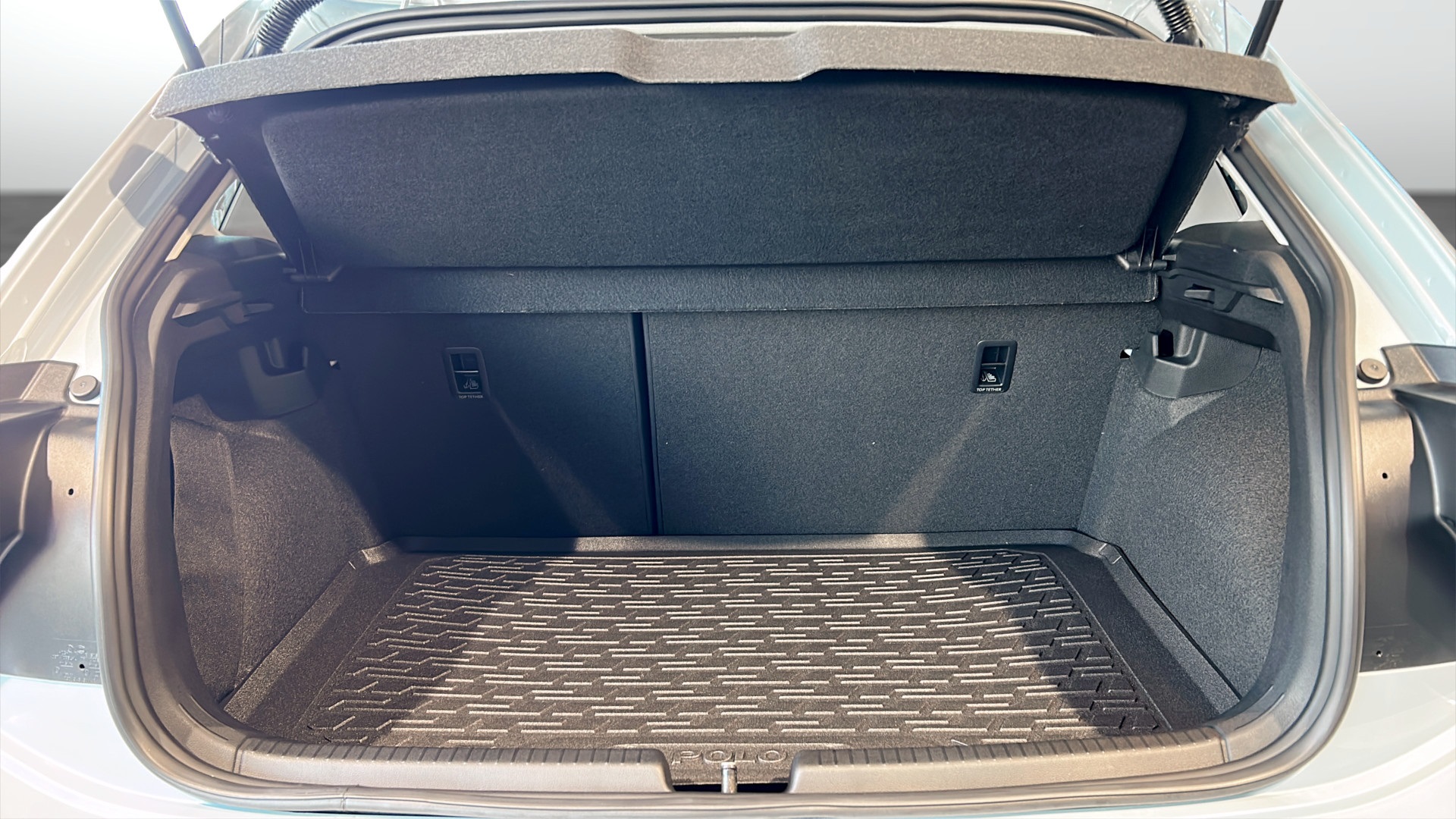 Volkswagen Polo SDJ18S