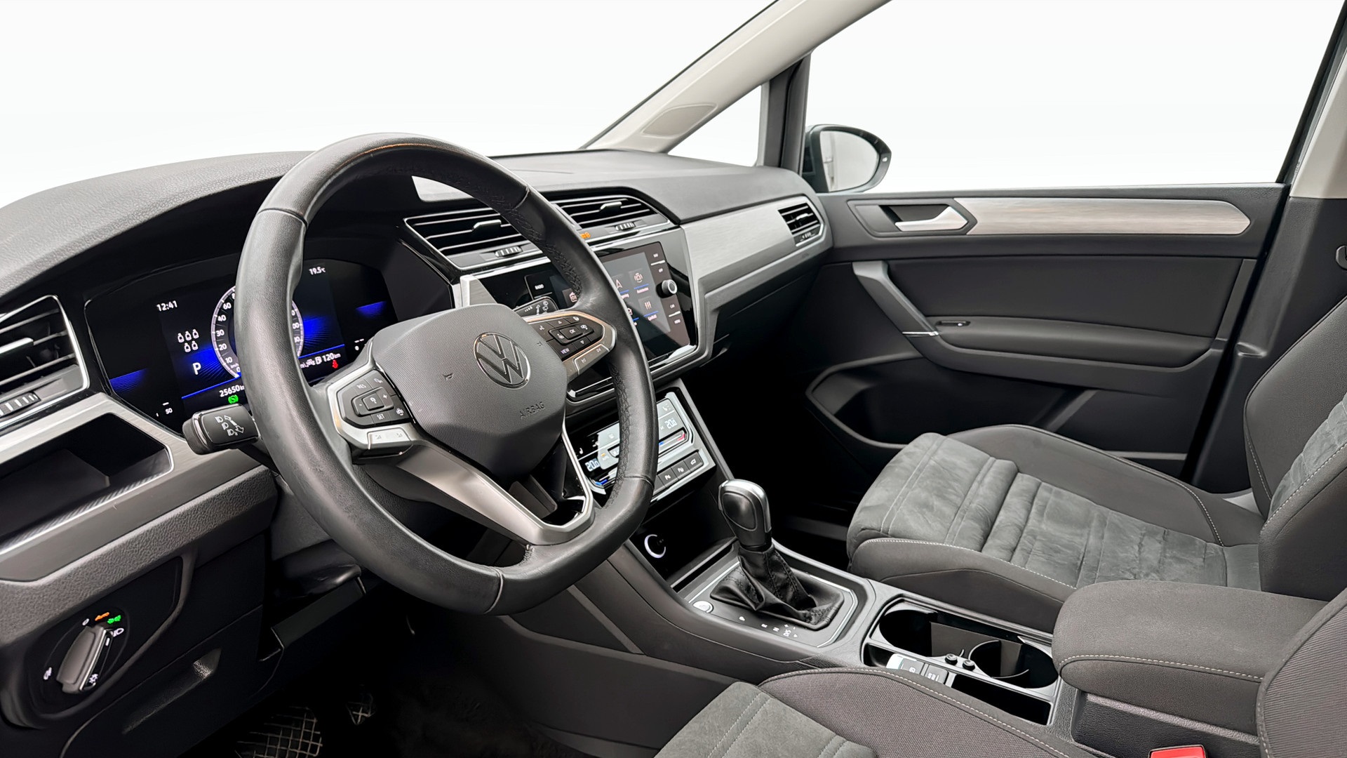 Volkswagen Touran SDL68F