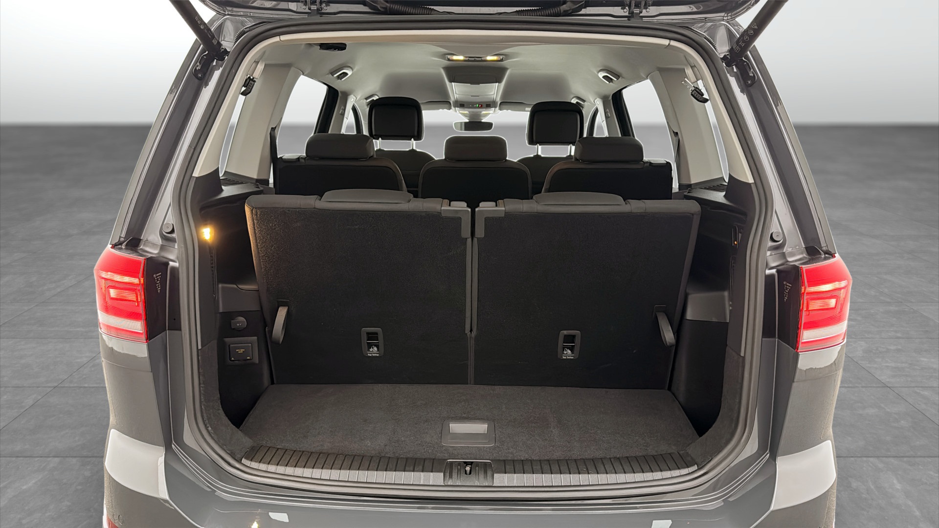 Volkswagen Touran SDL68F