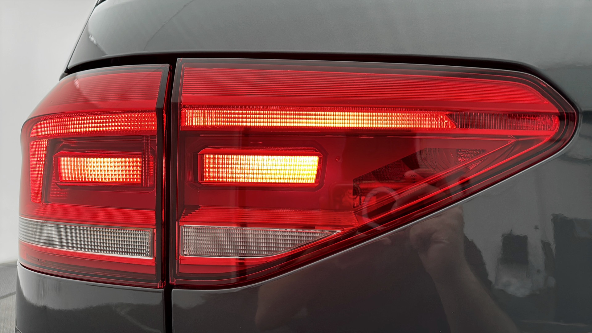 Volkswagen Touran SDL68F