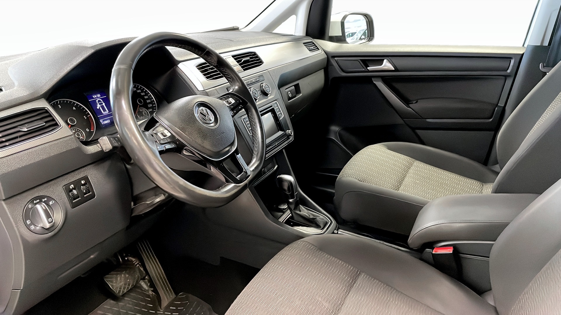 Volkswagen Caddy SDL96N