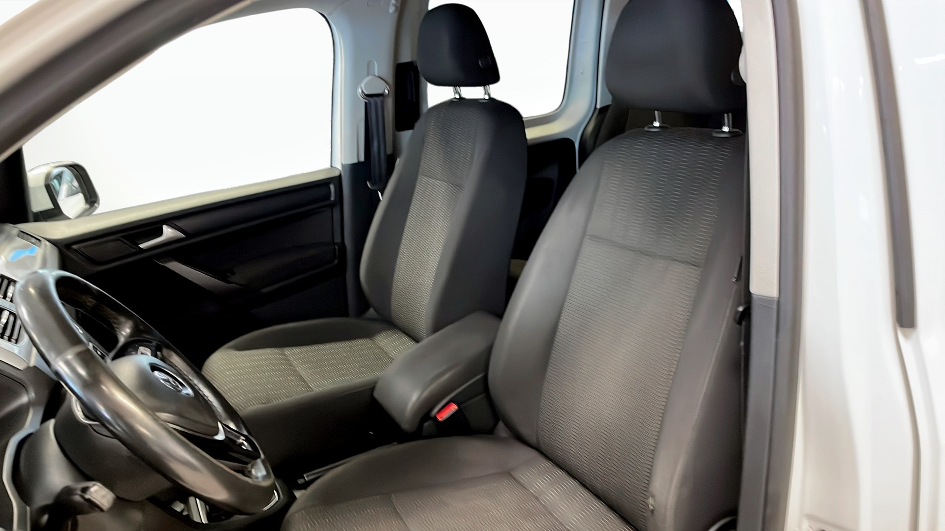 Volkswagen Caddy SDL96N