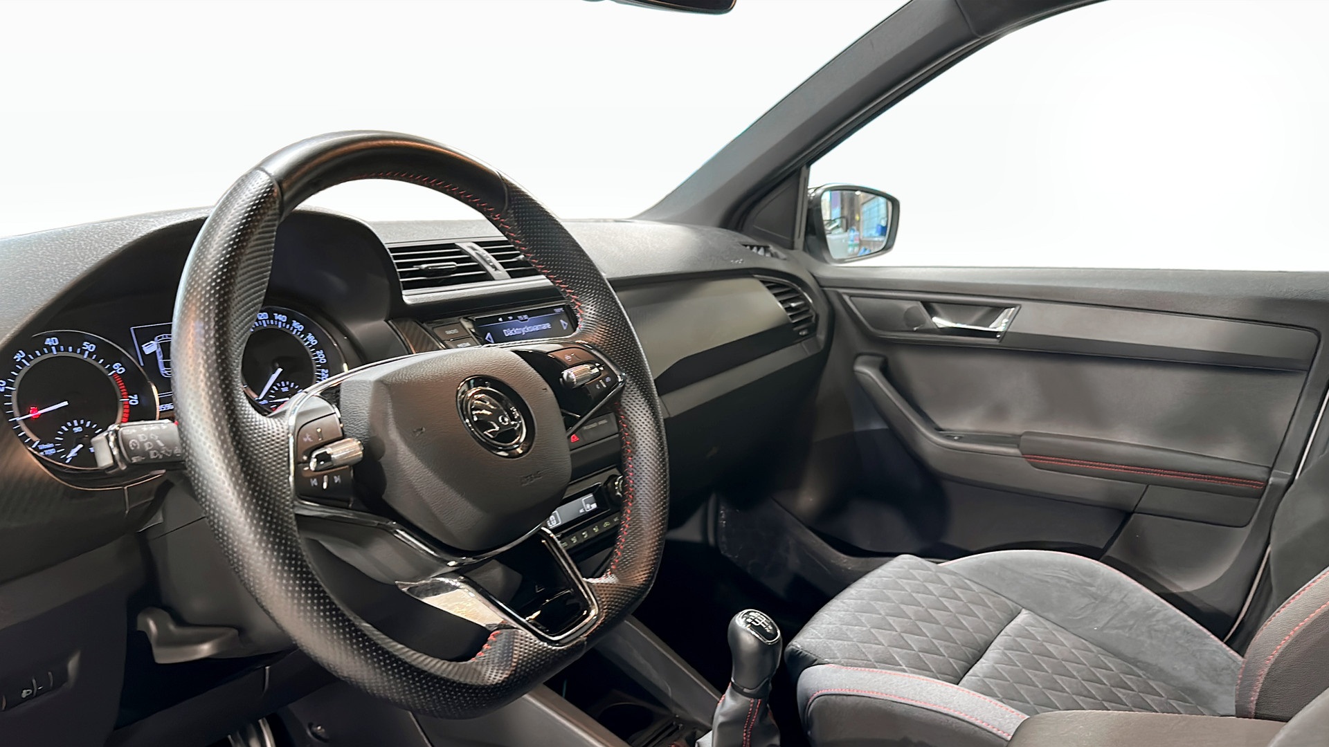 Skoda Fabia SDR26E