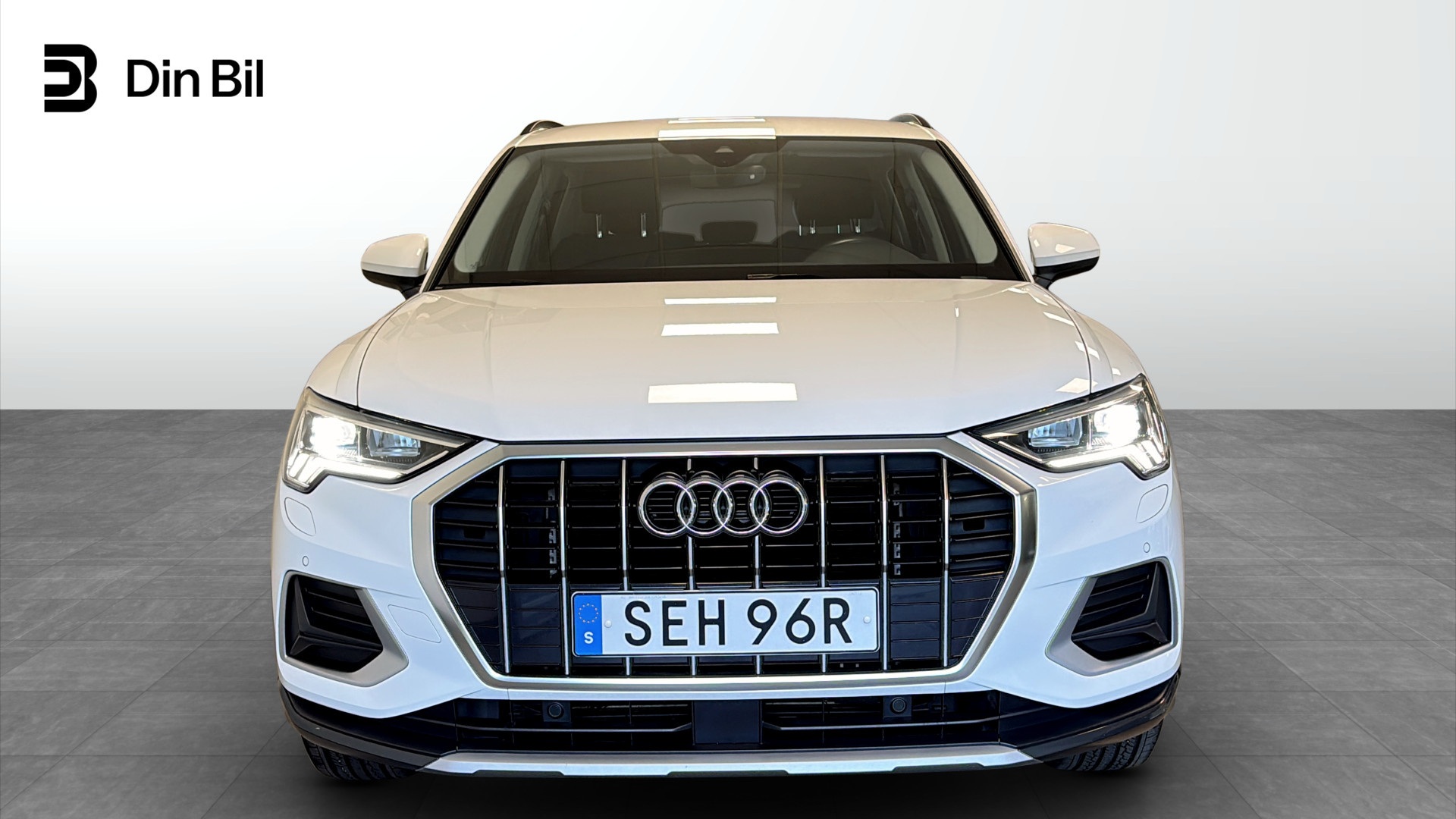 Audi Q3 SEH96R