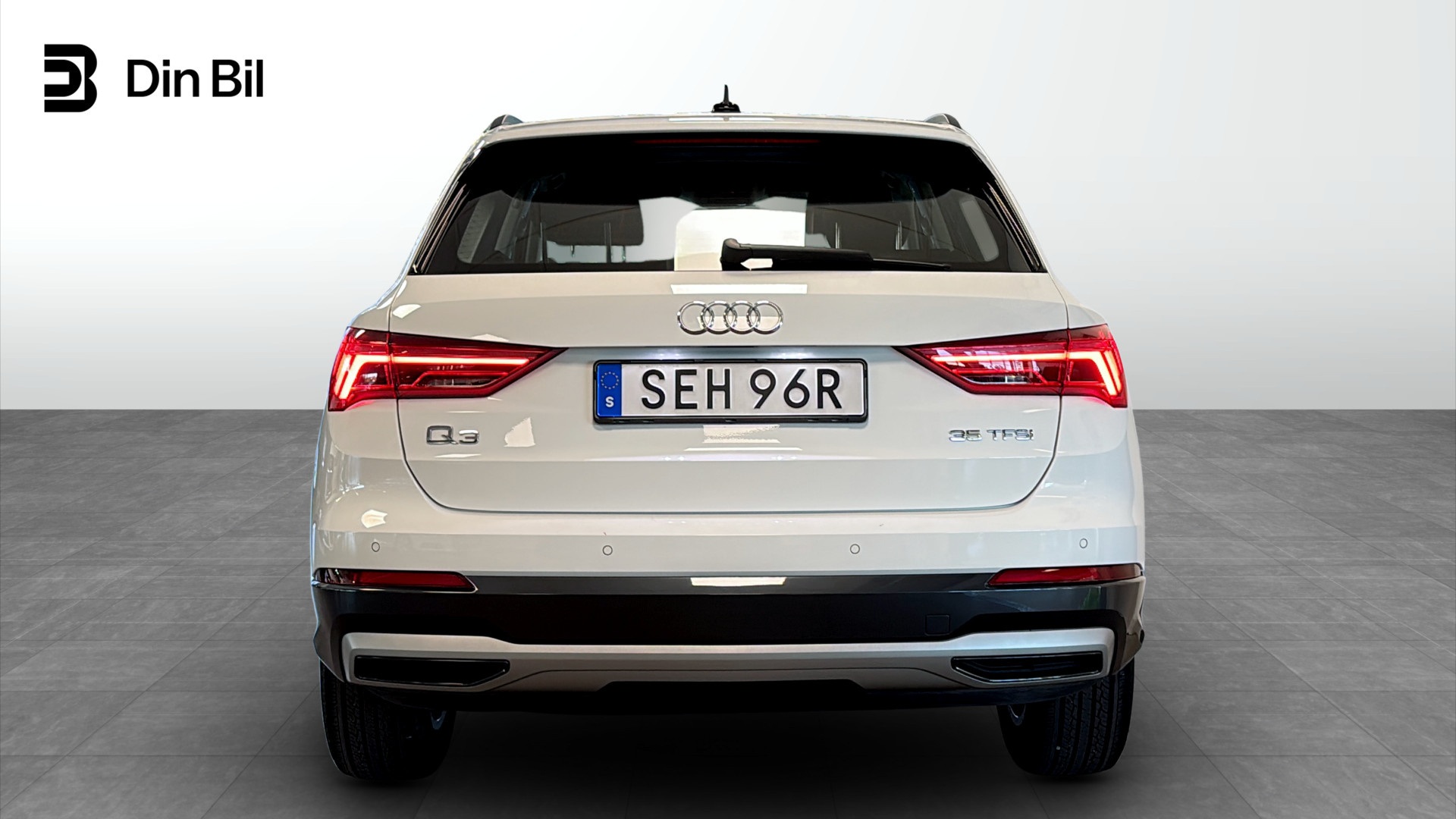 Audi Q3 SEH96R