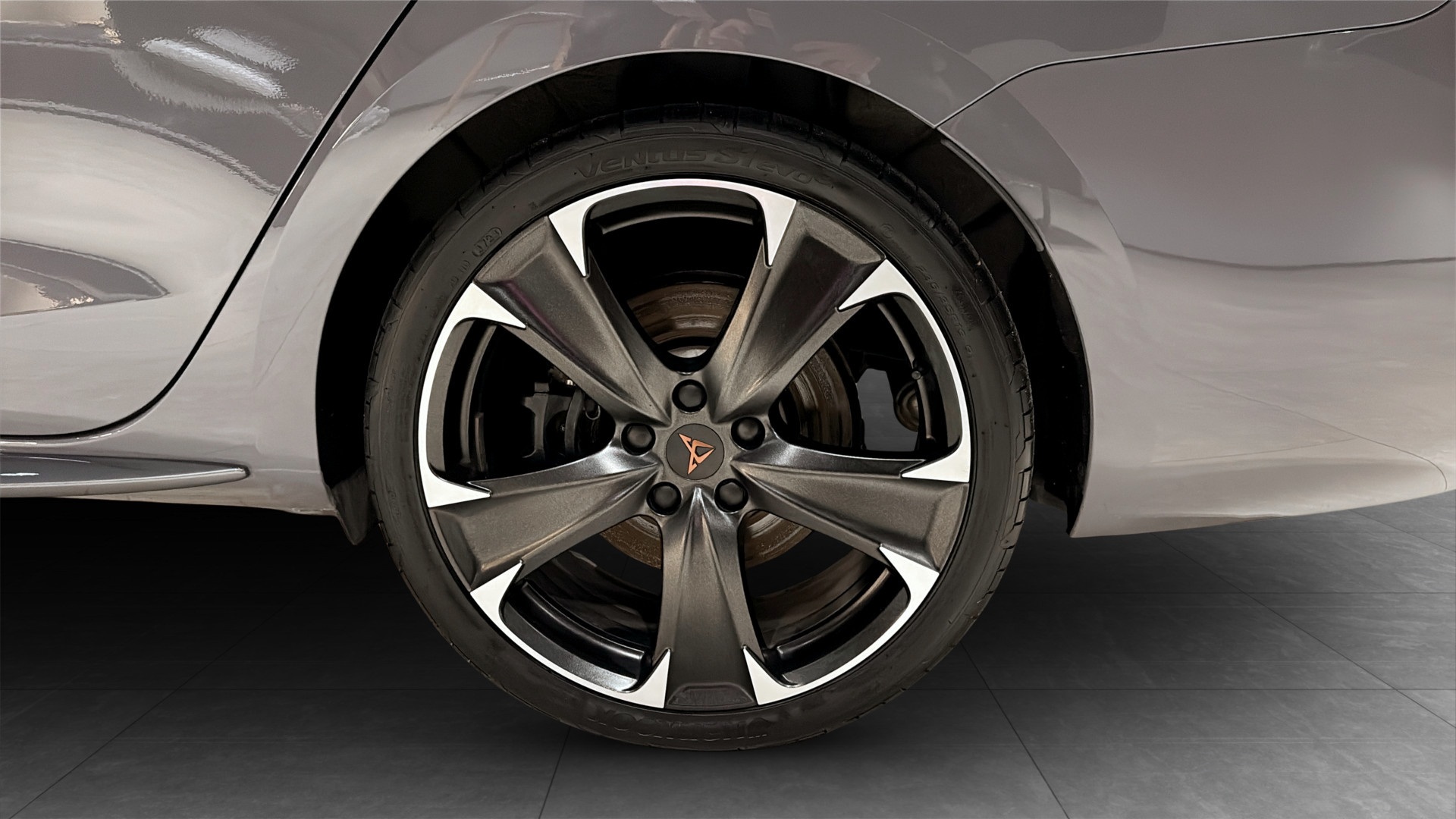 CUPRA Leon Sportstourer SEM67F