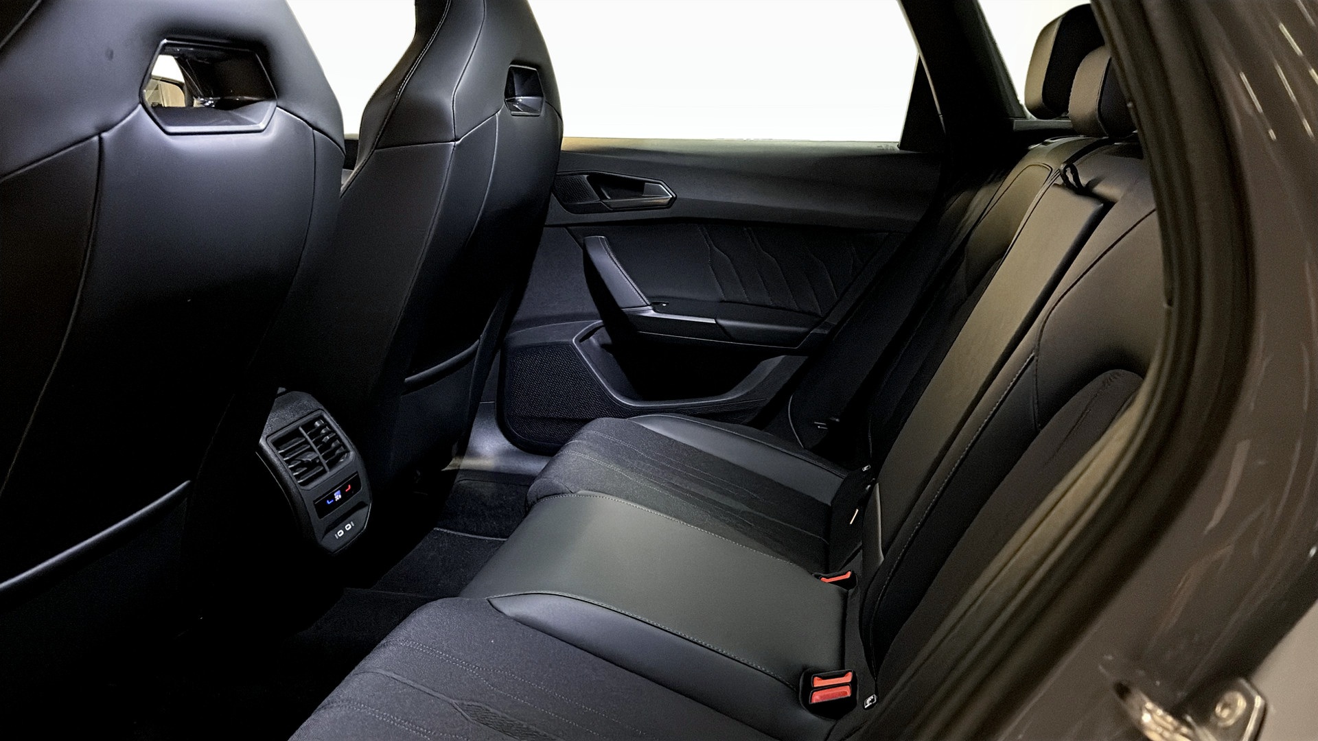 CUPRA Leon Sportstourer SEM67F
