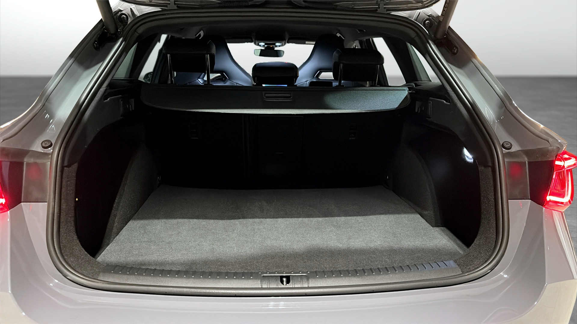CUPRA Leon Sportstourer SEM67F