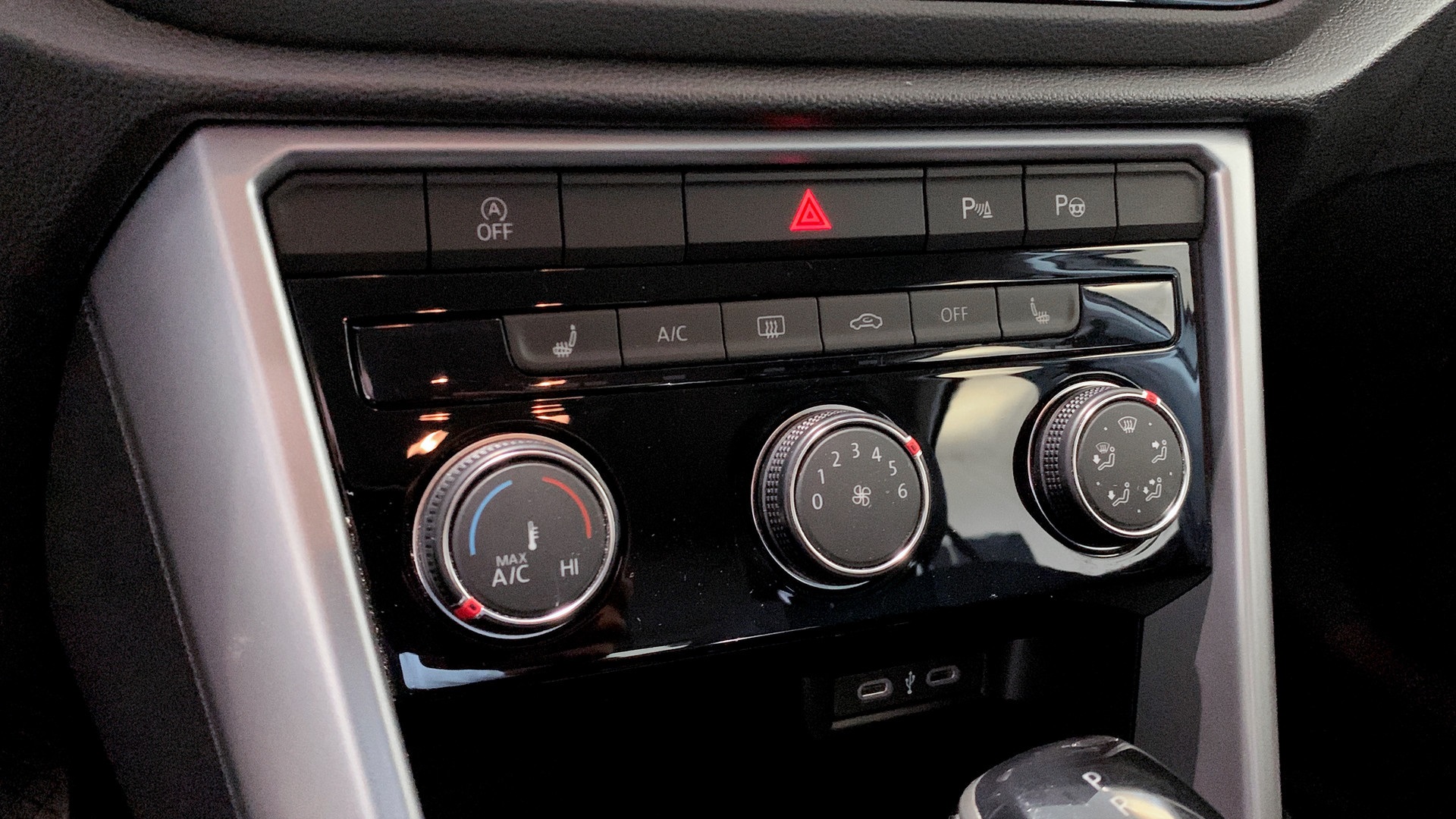 Volkswagen T-Roc SEN67B