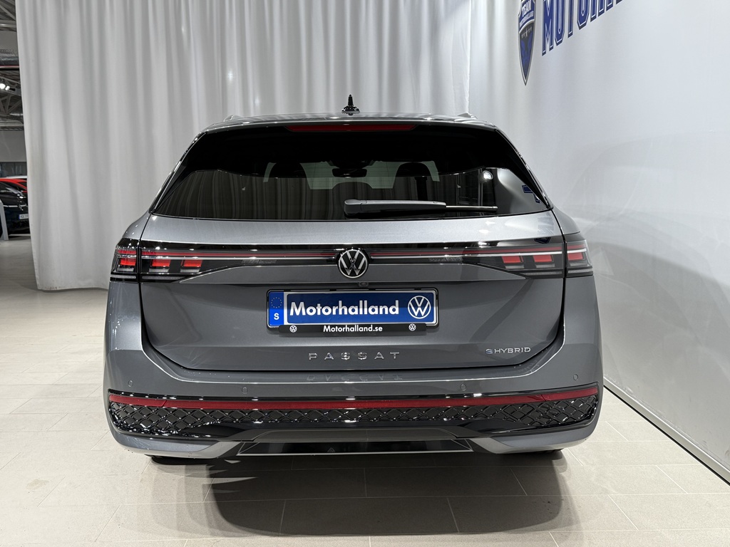 Volkswagen Passat SFH05W