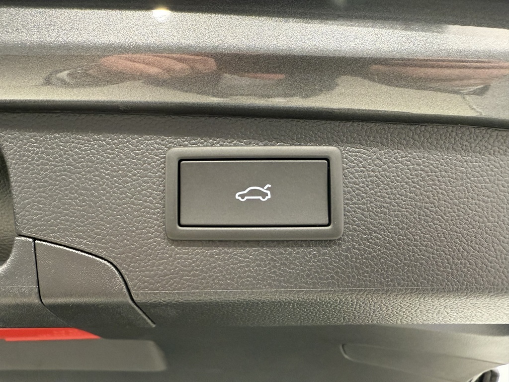 Volkswagen Passat SFH05W