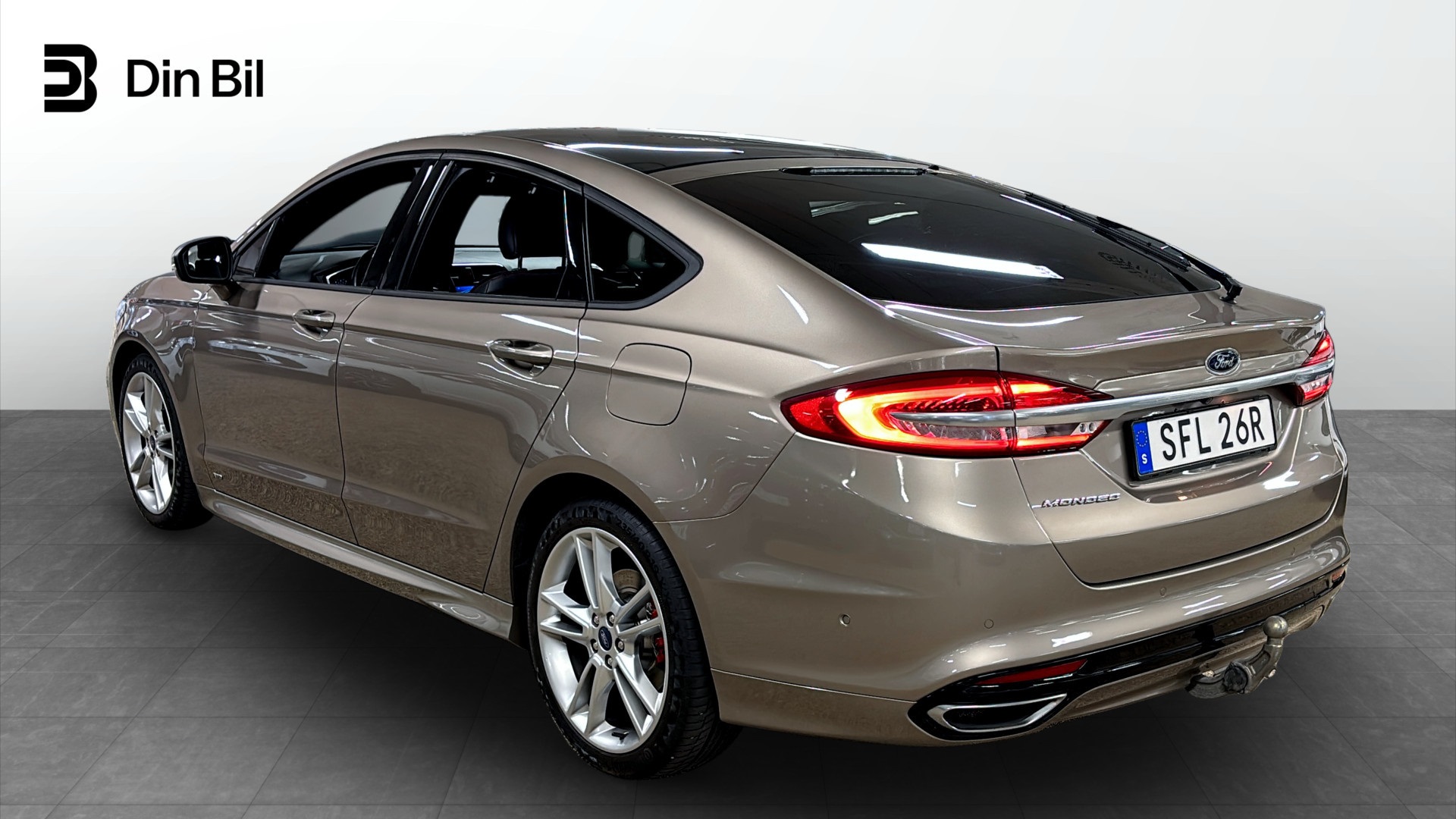 Ford Mondeo SFL26R